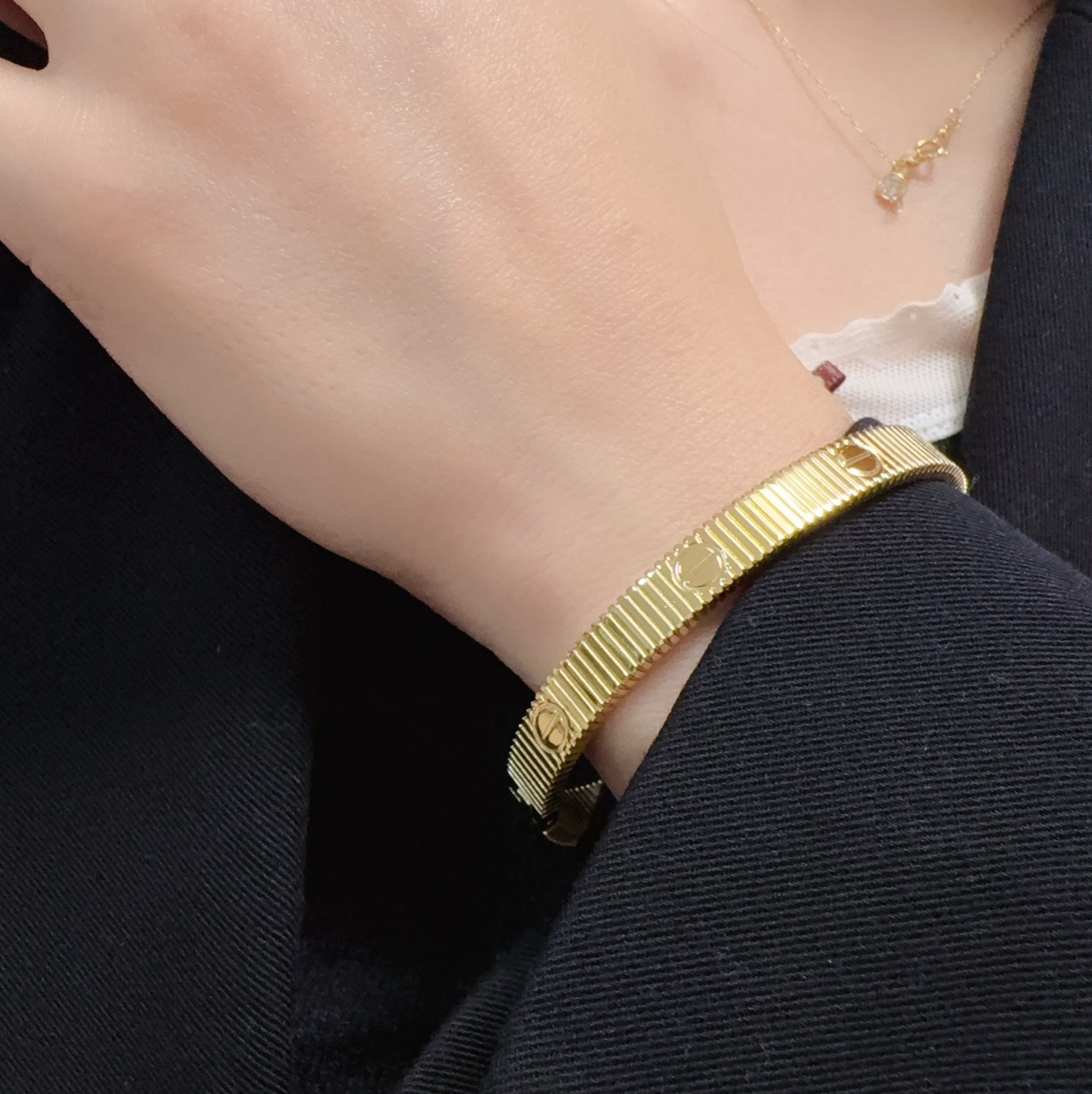 [LUXE JEWELRY] LOVE UNLIMITED BRACELET