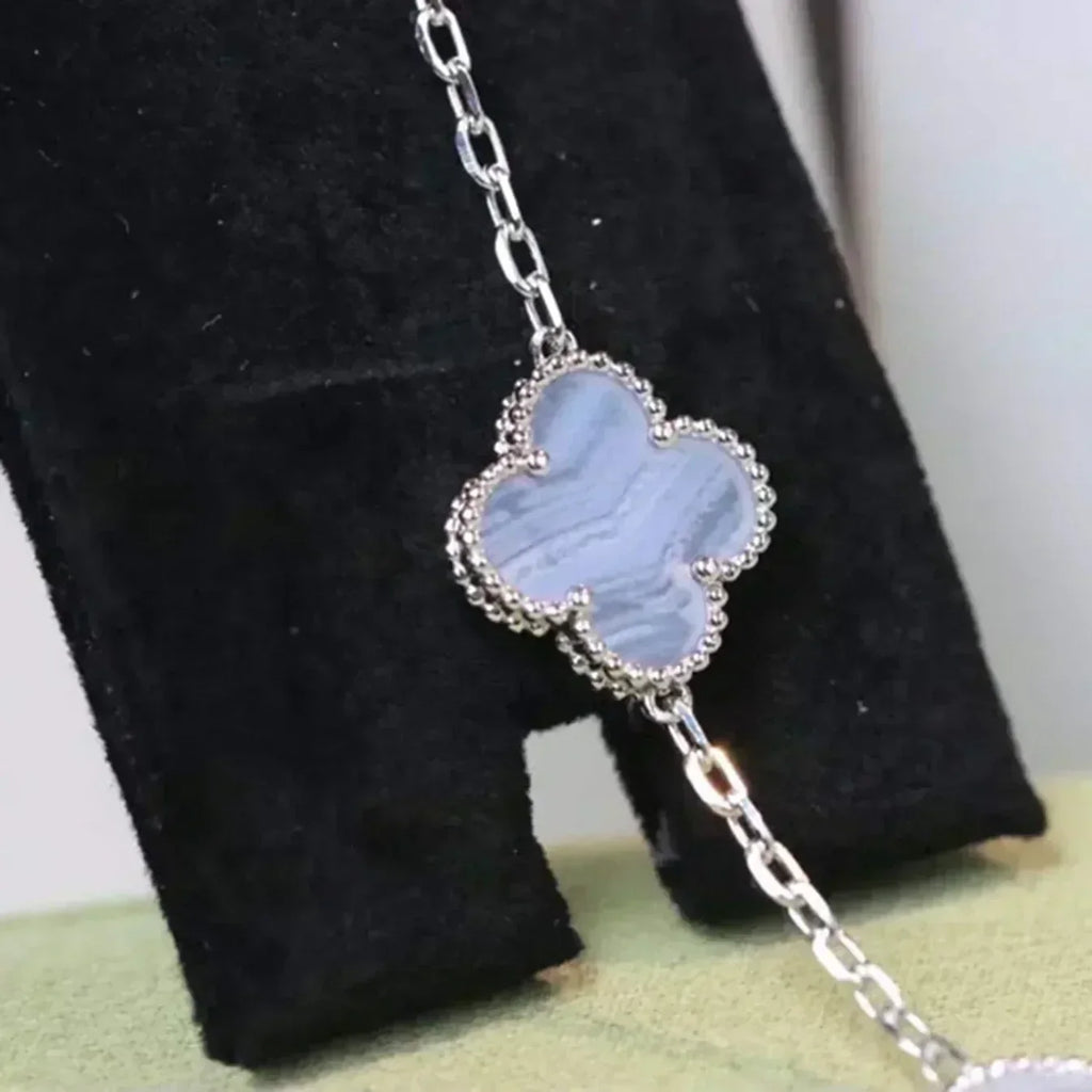 [LUXE JEWELRY] CLOVER 5 MOTIF PURPLE CHALCEDONY BRACELET COLLECTION