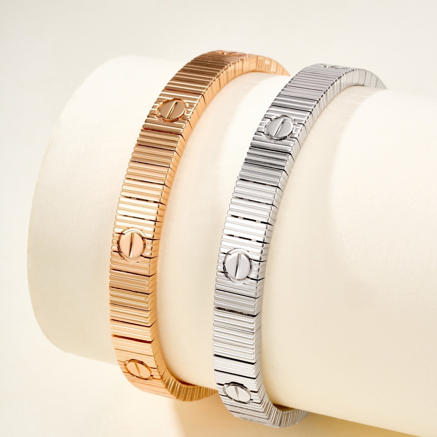 [LUXE JEWELRY] LOVE UNLIMITED BRACELET