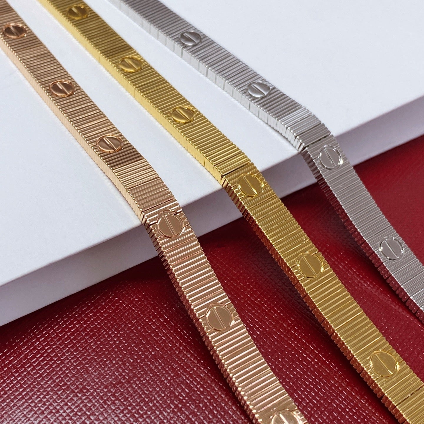 [LUXE JEWELRY] LOVE UNLIMITED BRACELET