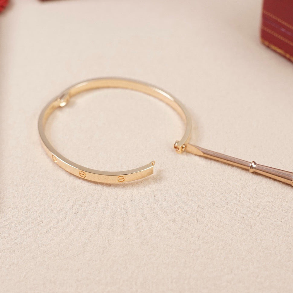 [LUXE JEWELRY] LOVE BRACELET 3.65MM NO DIAMONDS