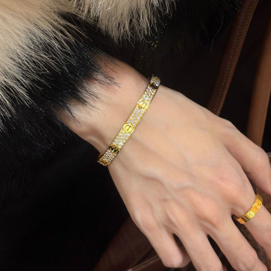 [LUXE JEWELRY] LOVE BRACELET 6.1MM DIAMOND-PAVED