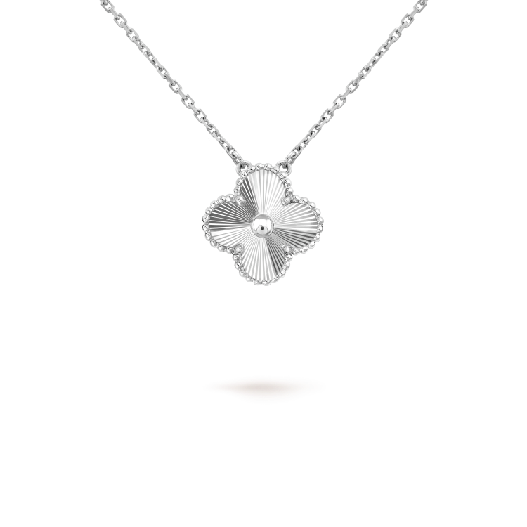 [LUXE JEWELRY]CLOVER 15MM NECKLACE SILVER COLLECTION