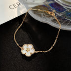 [LUXE JEWELRY]LUCKY WHITE MOP PLUM BLOSSOM  BRACELET