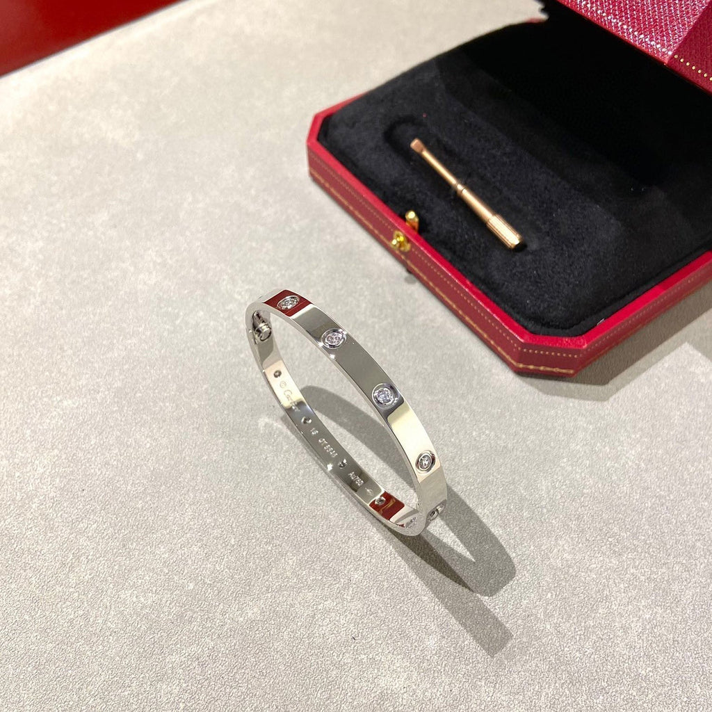 [LUXE JEWELRY] LOVE BRACELET 6.1MM 10 DIAMONDS