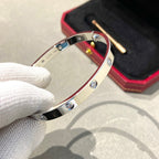 [LUXE JEWELRY] LOVE BRACELET 6.1MM 10 DIAMONDS
