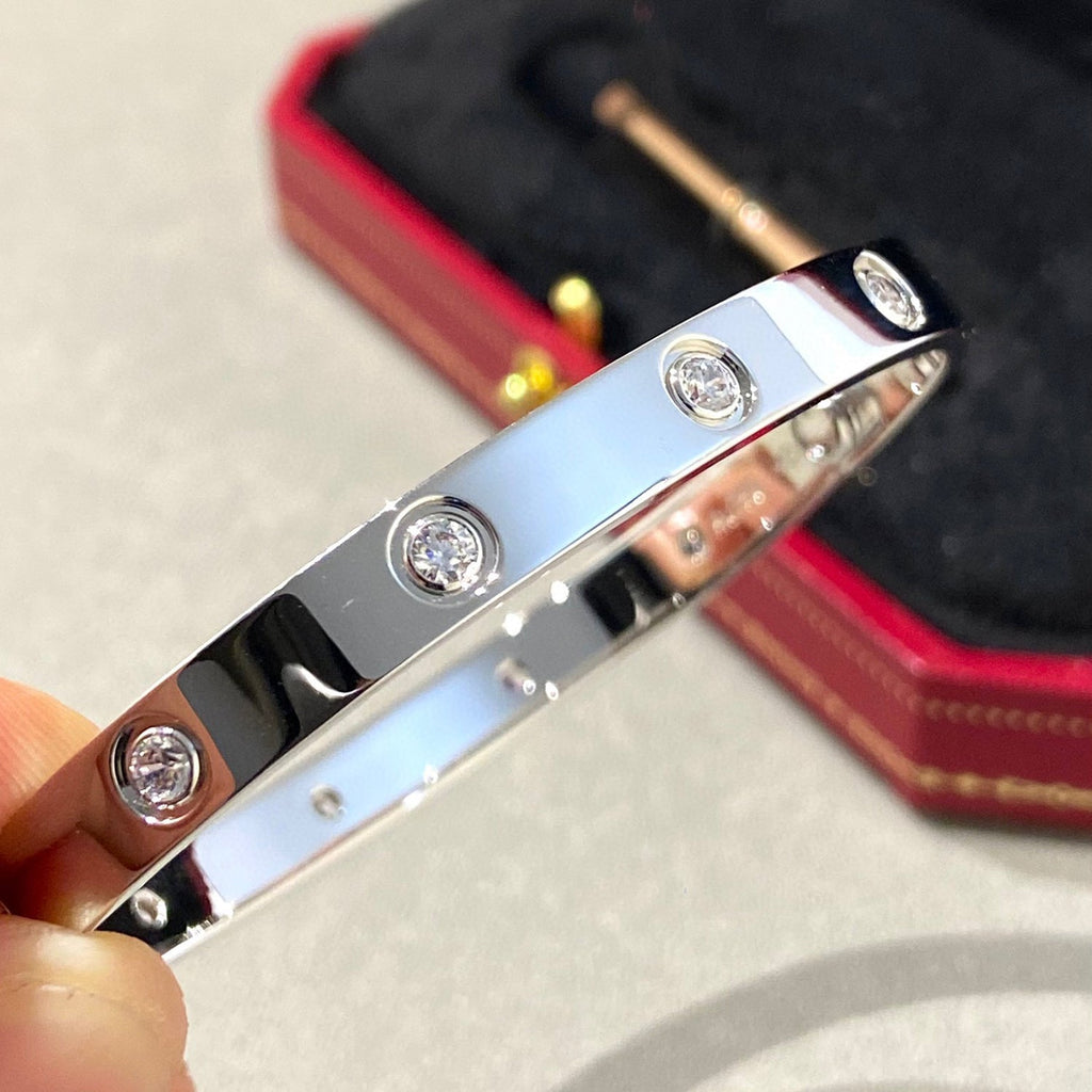 [LUXE JEWELRY] LOVE BRACELET 6.1MM 10 DIAMONDS