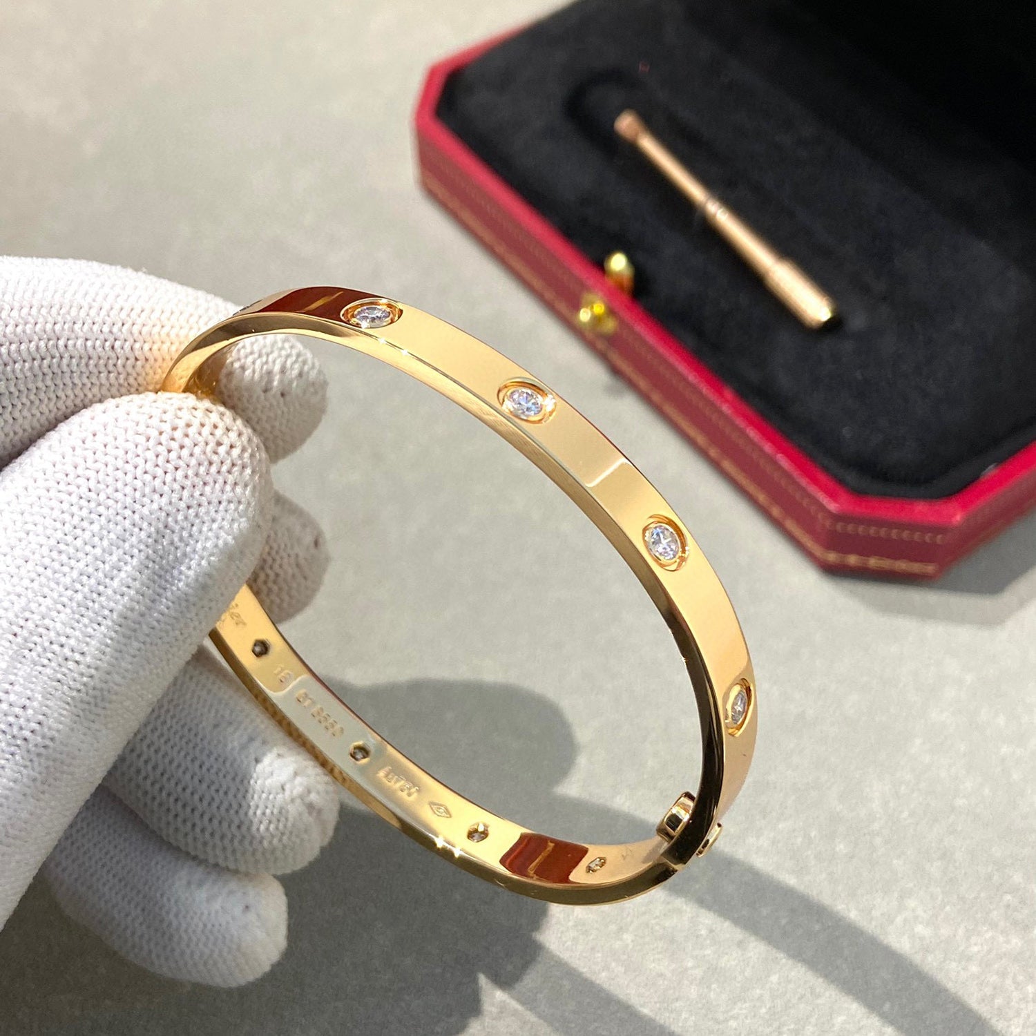 [LUXE JEWELRY] LOVE BRACELET 6.1MM 10 DIAMONDS