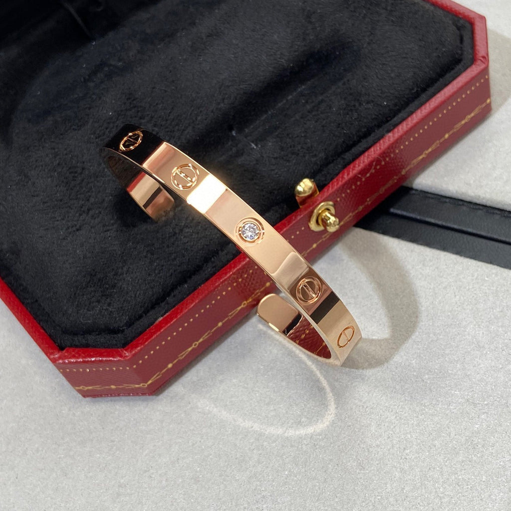 [LUXE JEWELRY] LOVE BRACELET 6.1MM 1 DIAMOND OPEN CUFF