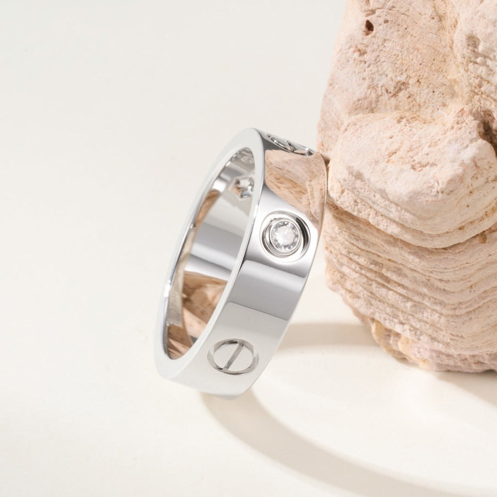 [LUXE JEWELRY] LOVE 4MM 1 DIAMOND RING