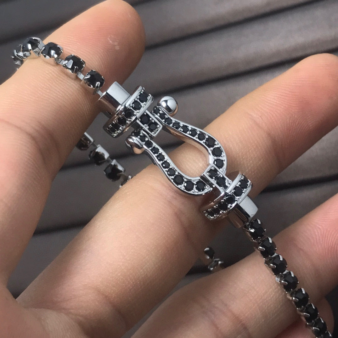 [LUXE JEWELRY]FORCE  LARGE HORSESHOE FULL DIAMOND TENNIS BRACELET