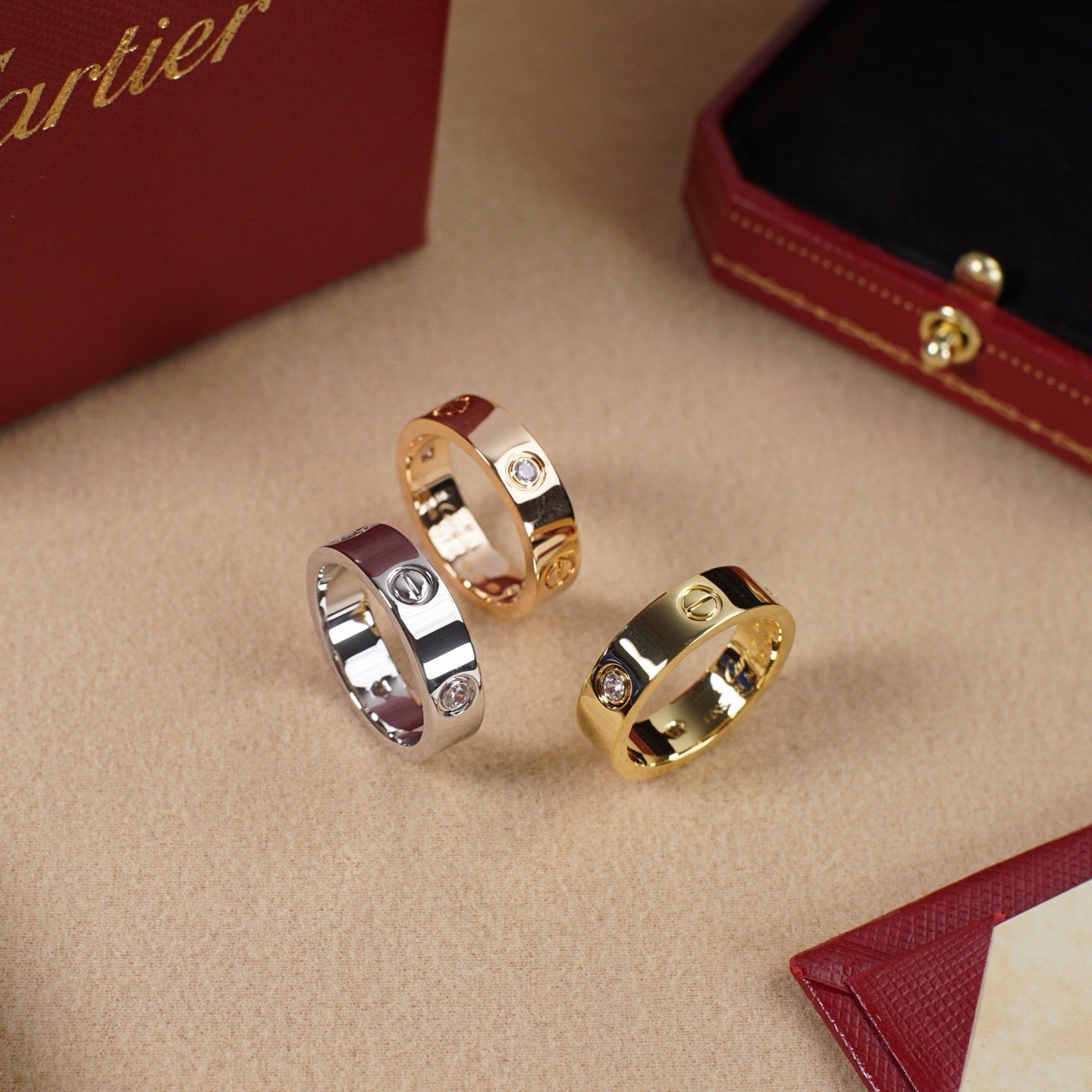 [LUXE JEWELRY] LOVE 5.5MM 3 DIAMOND RING