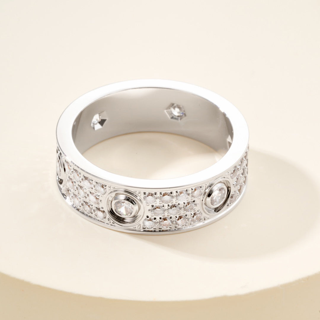 [LUXE JEWELRY] LOVE 5.5MM FULL-PAVE 6-DIAMOND RING