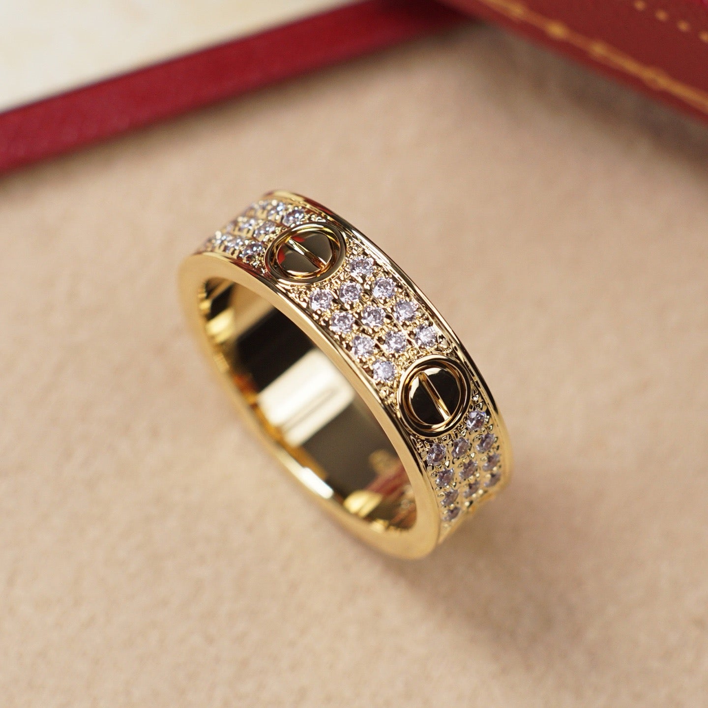 [LUXE JEWELRY] LOVE RING 5.5MM DIAMONDS PAVED