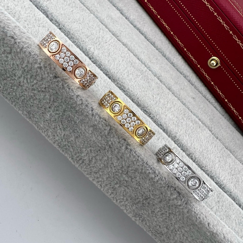 [LUXE JEWELRY] LOVE 5.5MM FULL-PAVE 6-DIAMOND RING