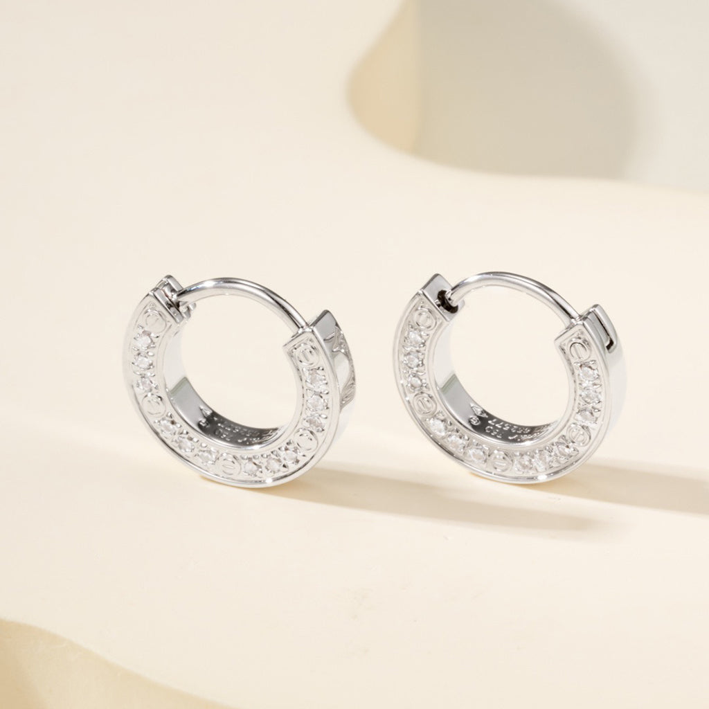 [LUXE JEWELRY] LOVE DIAMOND EARRINGS