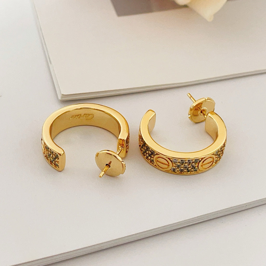 [LUXE JEWELRY] LOVE 5.5MM DIAMOND PAVED EARRINGS