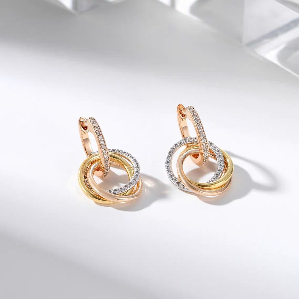 [LUXE JEWELRY] TRINITY HALF DIAMOND  EARRINGS
