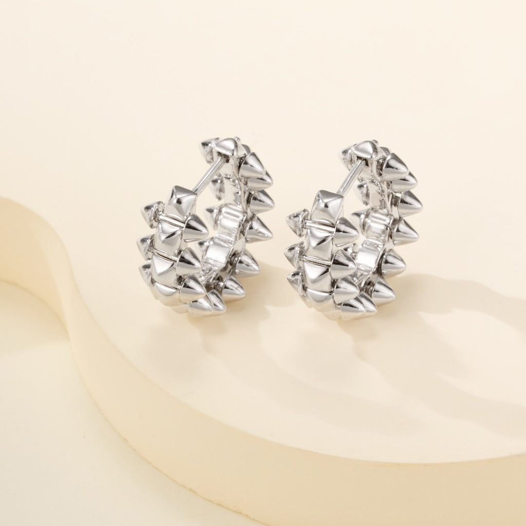 [LUXE JEWELRY] CLASH MINI HOOP EARRINGS