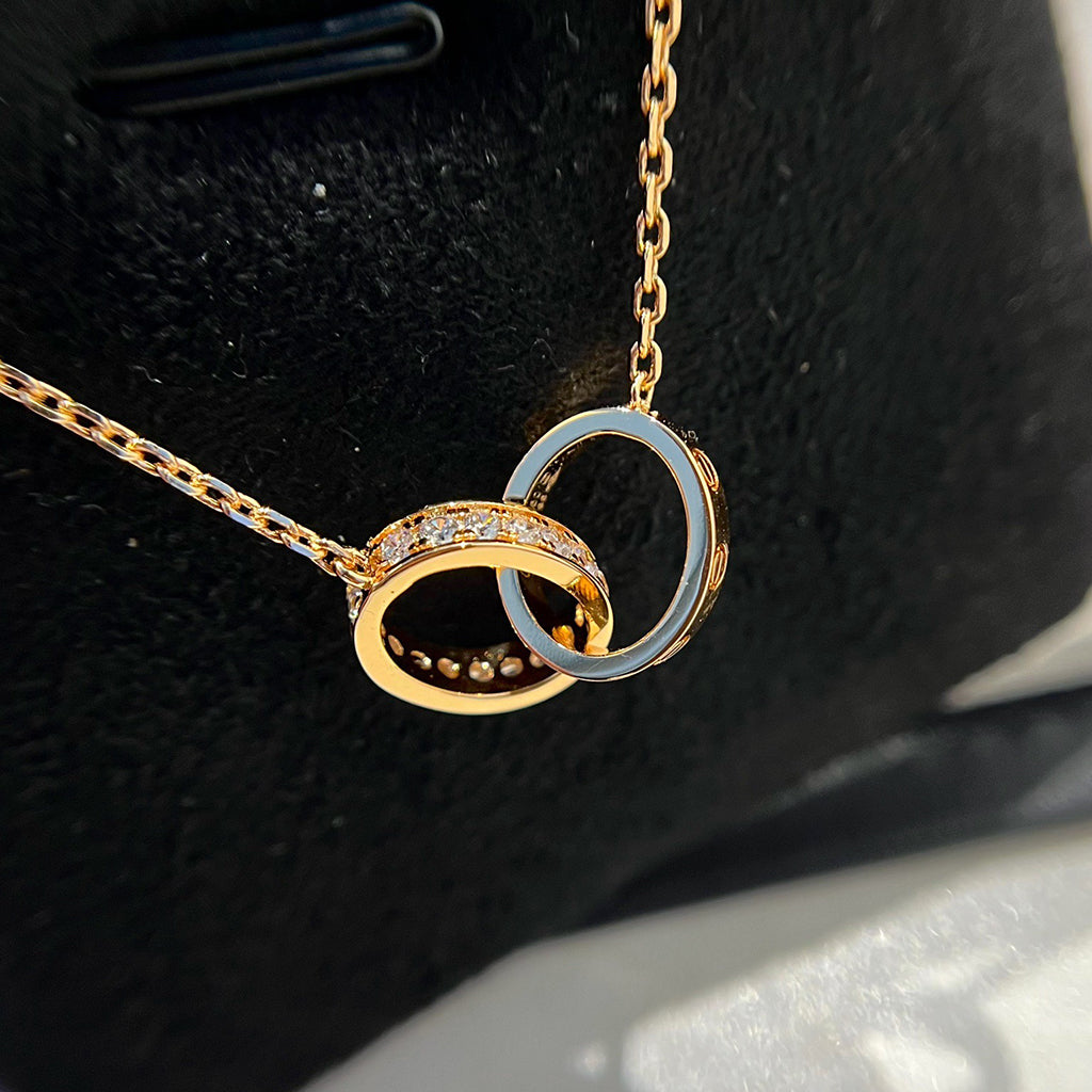 [LUXE JEWELRY] LOVE DOUBLE RING HALF DIAMOND NECKLACE