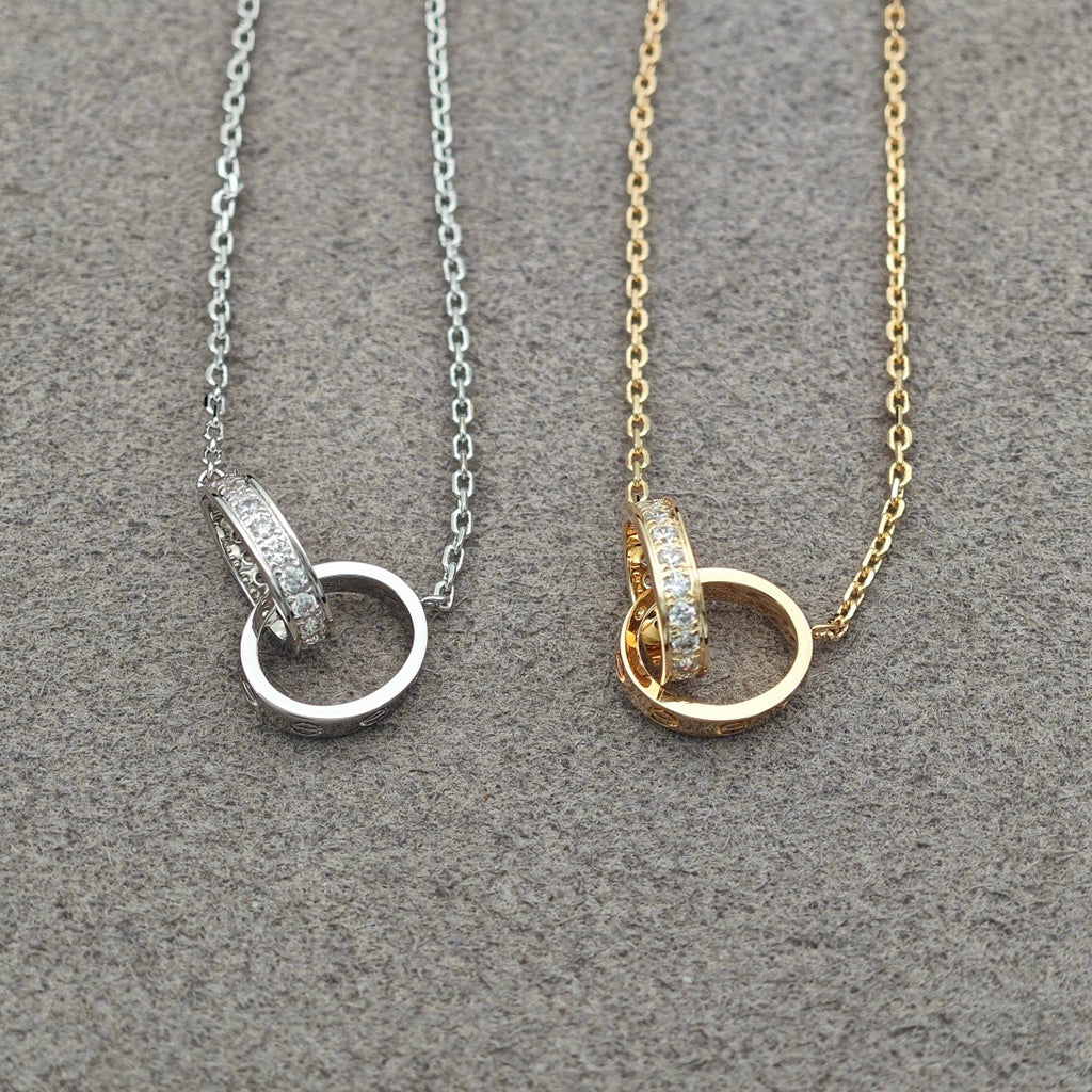 [LUXE JEWELRY] LOVE DOUBLE RING HALF DIAMOND NECKLACE