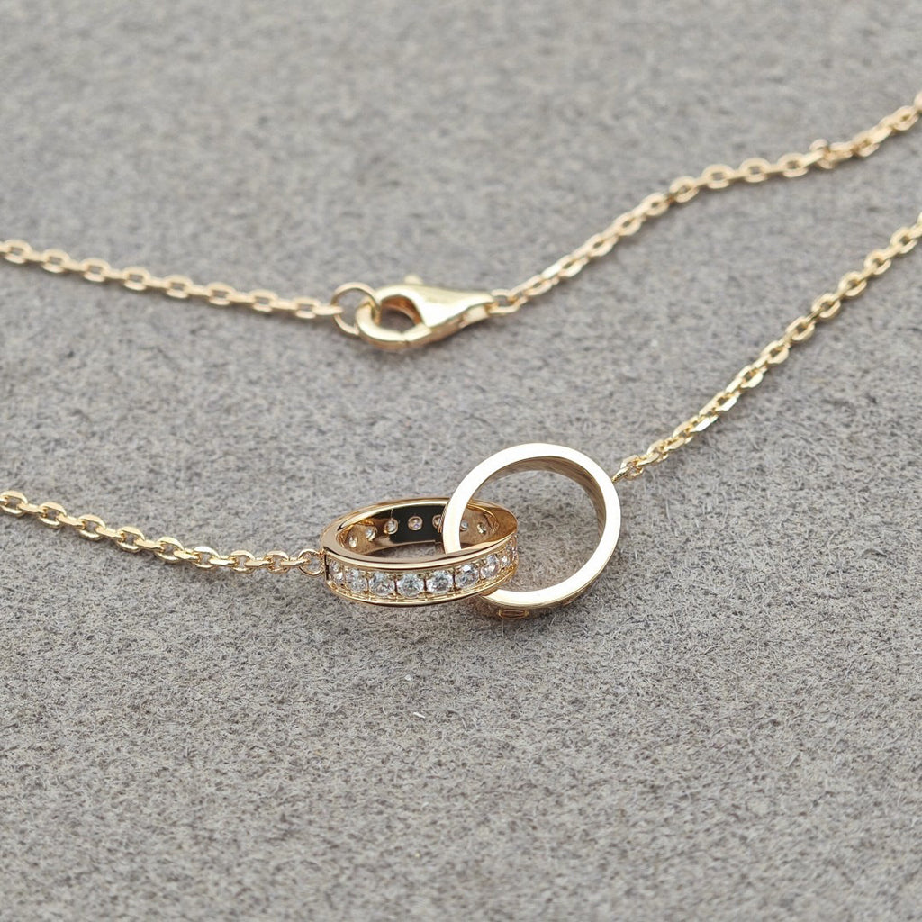 [LUXE JEWELRY] LOVE DOUBLE RING HALF DIAMOND NECKLACE