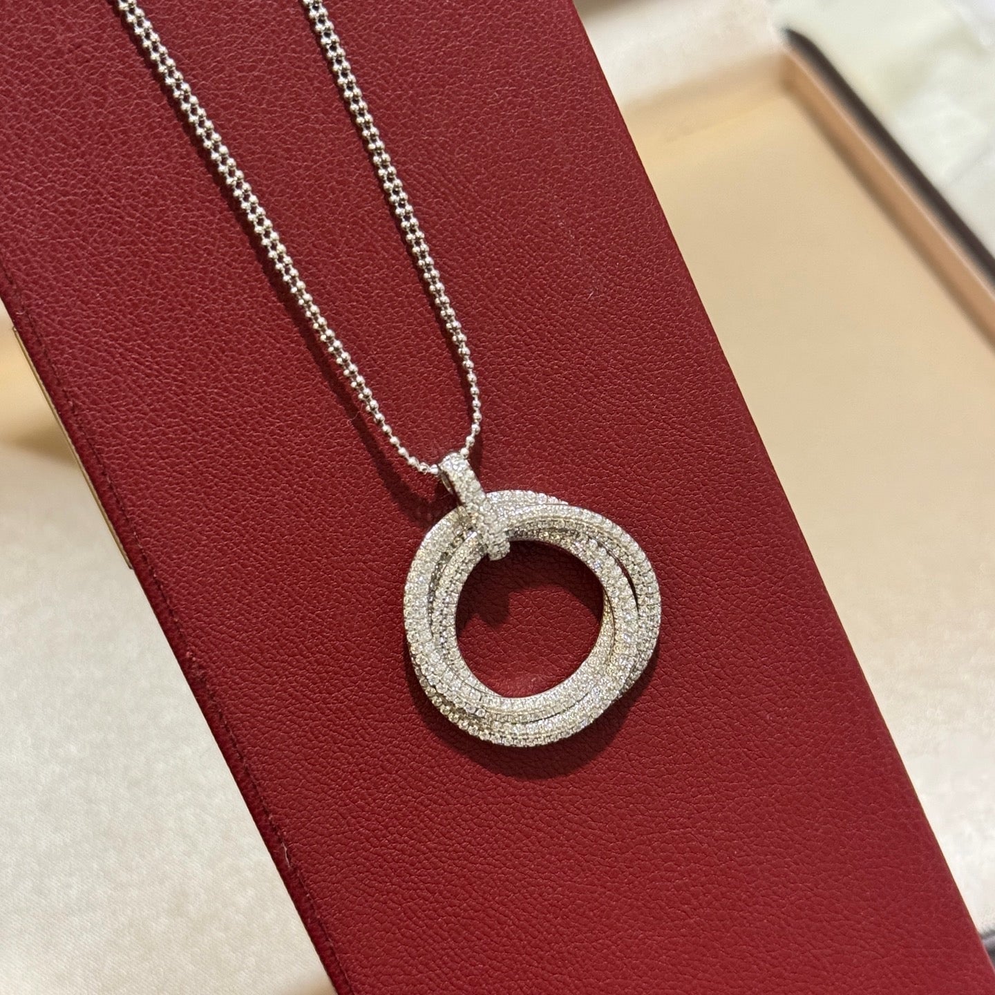 [LUXE JEWELRY] TRINITY LARGE FULL DIAMOND  NECKLACE