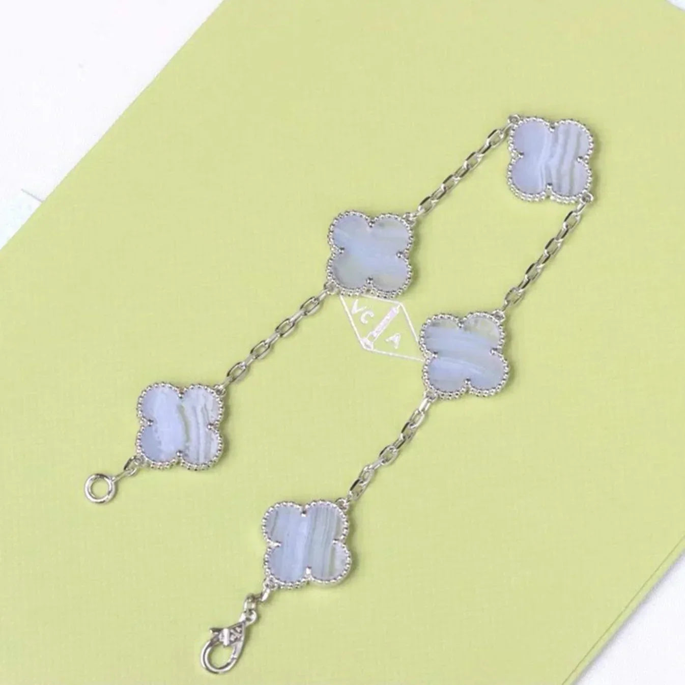 [LUXE JEWELRY] CLOVER 5 MOTIF PURPLE CHALCEDONY BRACELET COLLECTION