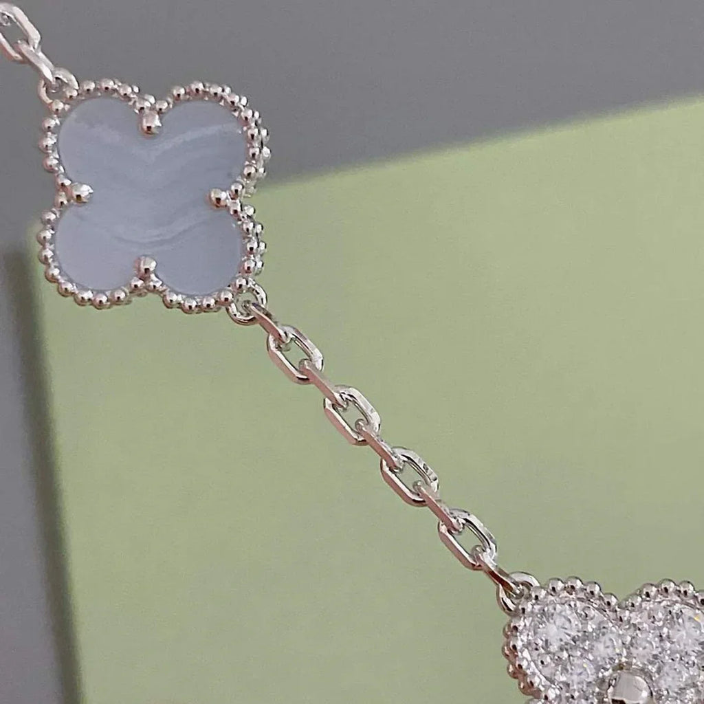 [LUXE JEWELRY] CLOVER 5 MOTIF PURPLE CHALCEDONY BRACELET COLLECTION