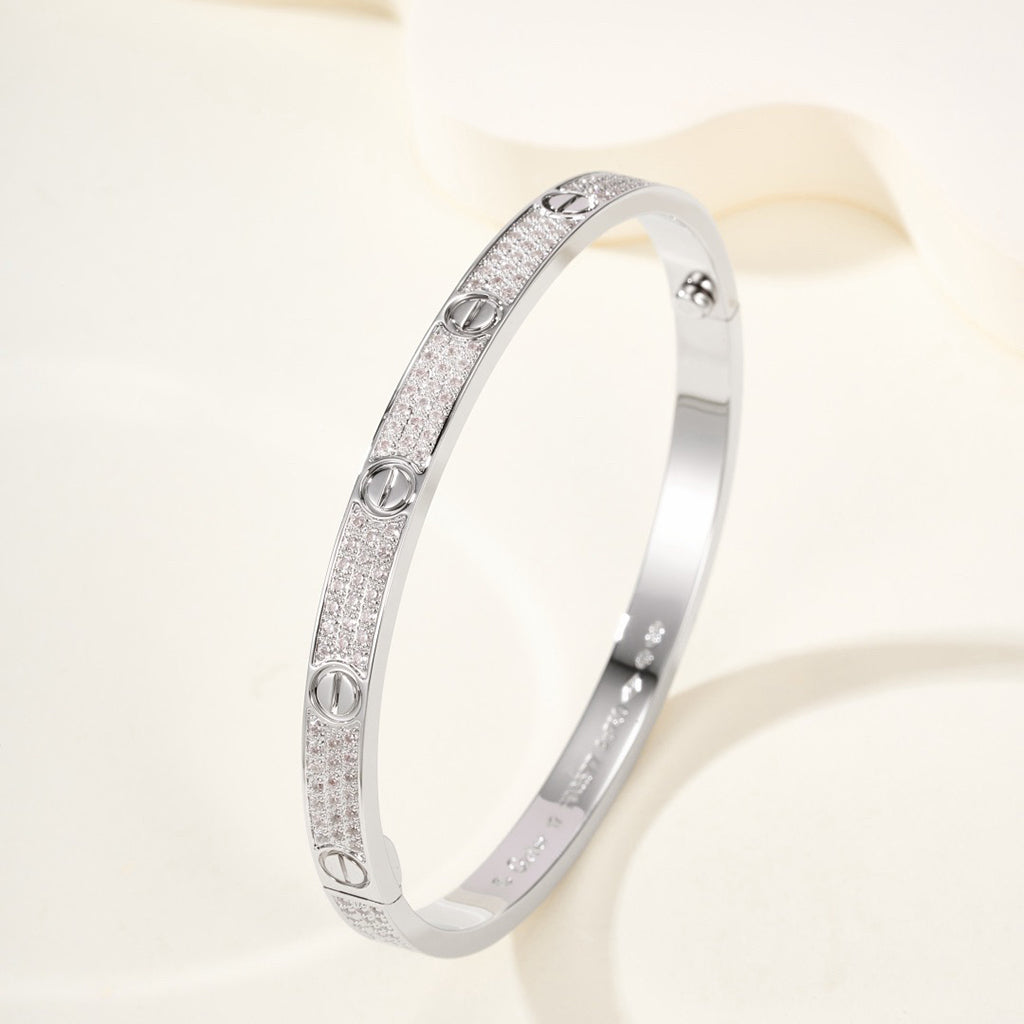 [LUXE JEWELRY] LOVE BRACELET 4.8MM DIAMOND-PAVED