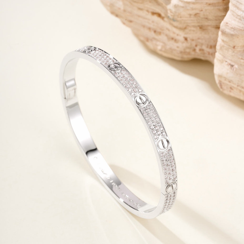 [LUXE JEWELRY] LOVE BRACELET 4.8MM DIAMOND-PAVED