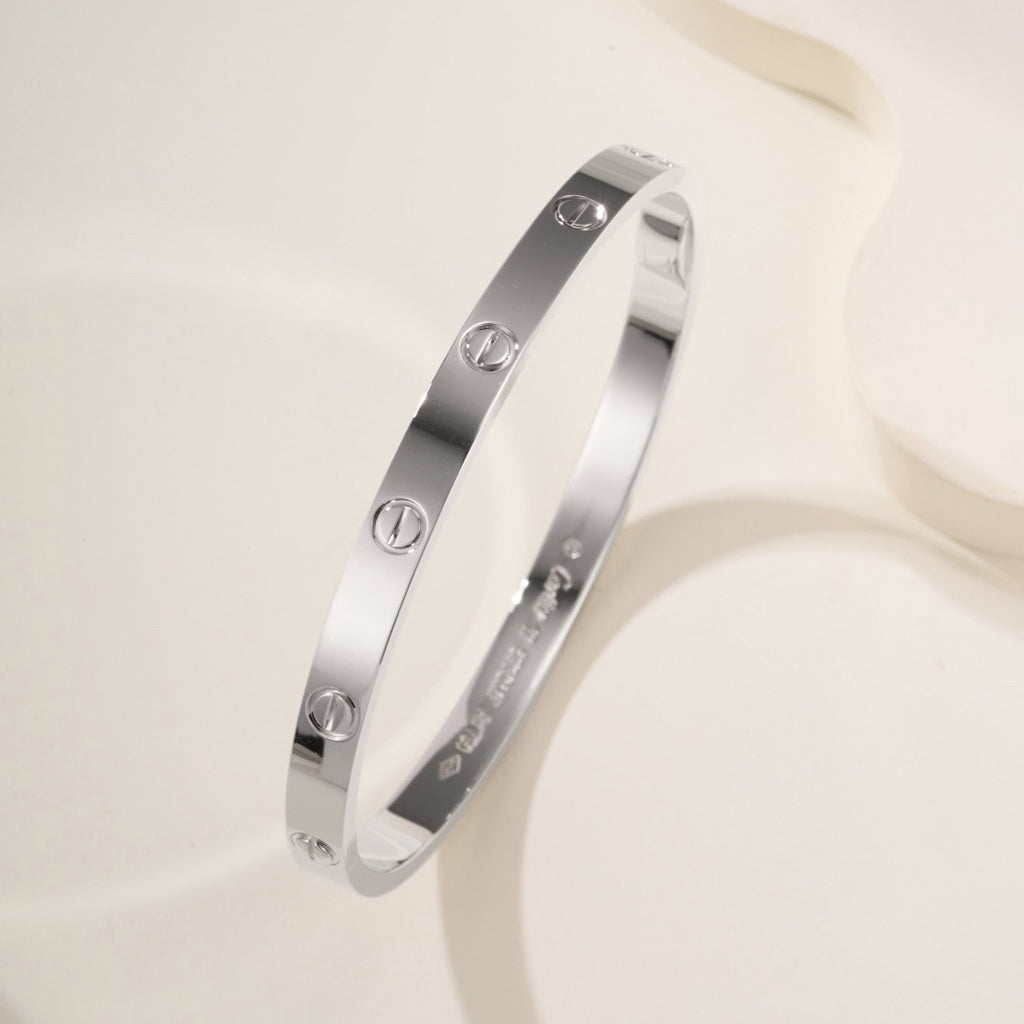 [LUXE JEWELRY] LOVE BRACELET 4.8MM
