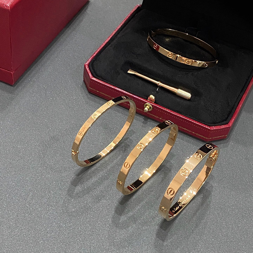 [LUXE JEWELRY] LOVE BRACELET 4.8MM