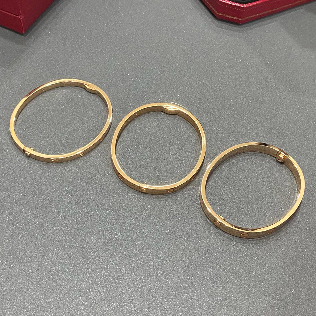 [LUXE JEWELRY] LOVE BRACELET 4.8MM