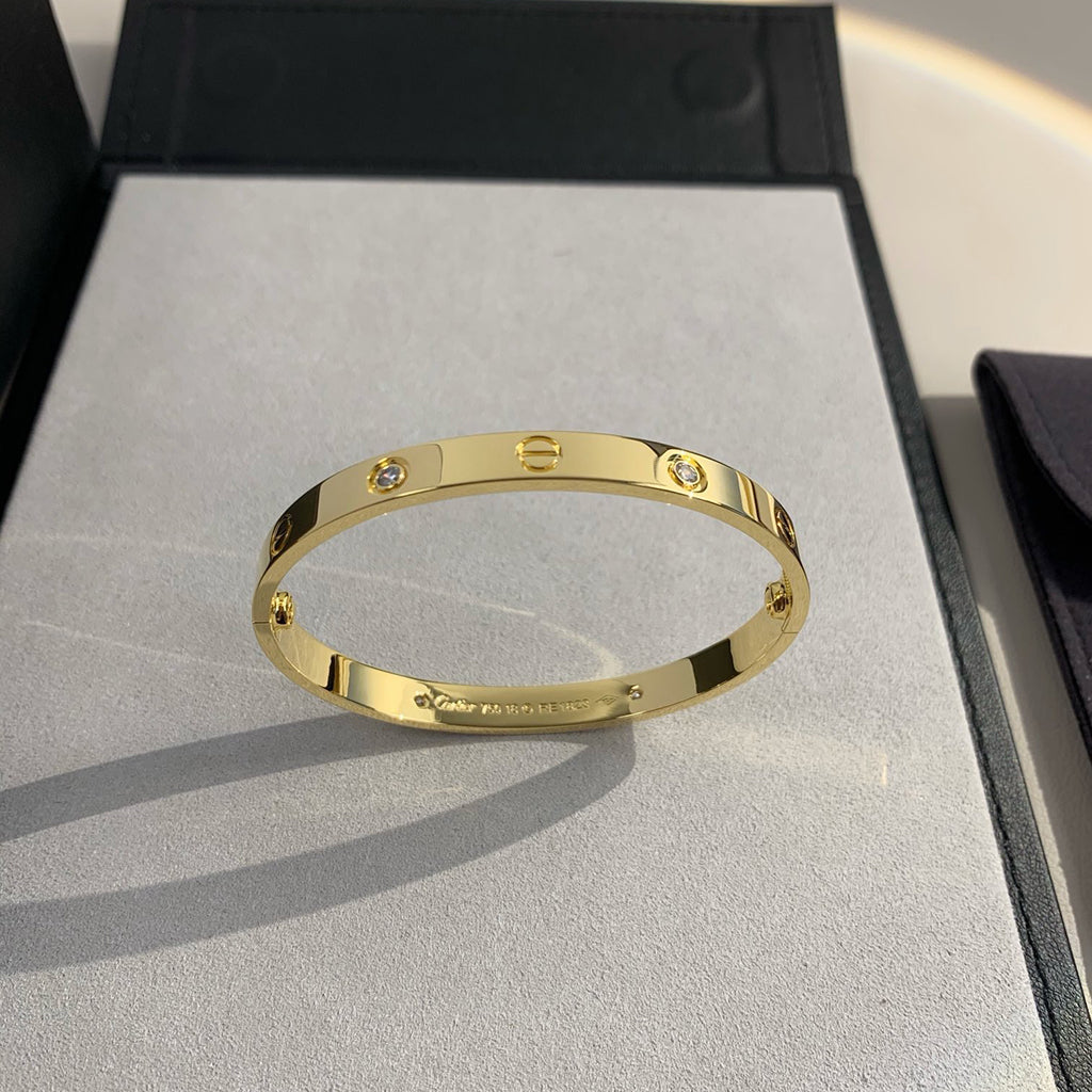 [LUXE JEWELRY] LOVE BRACELET 6.1MM 4 DIAMONDS