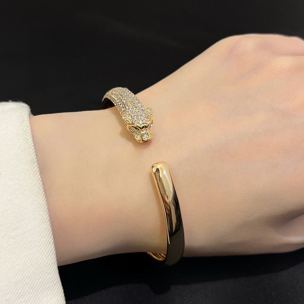 [LUXE JEWELRY] PANTHERE HALF DIAMOND OPEN BRACELET