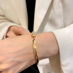 [LUXE JEWELRY] PANTHERE HALF DIAMOND OPEN BRACELET