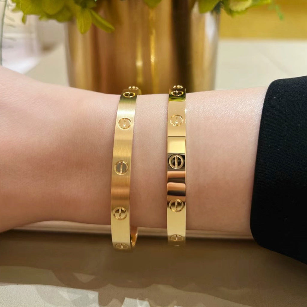[LUXE JEWELRY] LOVE BRACELET 6.1MM BRUSHED