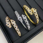 [LUXE JEWELRY] PANTHERE DOUBLE HEADED HALF DIAMOND OPEN BRACELET