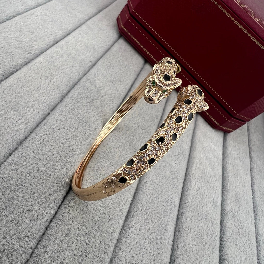 [LUXE JEWELRY] PANTHERE DOUBLE HEADED HALF DIAMOND OPEN BRACELET