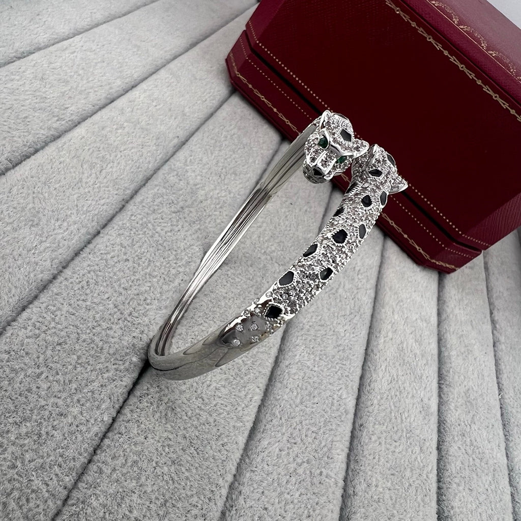 [LUXE JEWELRY] PANTHERE DOUBLE HEADED HALF DIAMOND OPEN BRACELET
