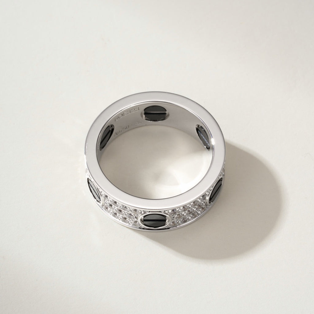 [LUXE JEWELRY] LOVE RING 5.5MM DIAMONDS PAVED CERAMIC