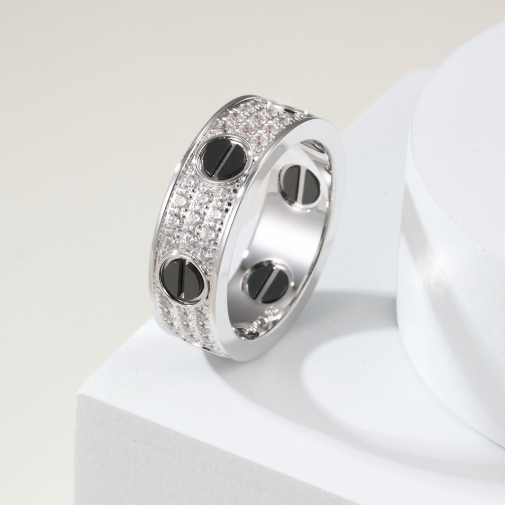 [LUXE JEWELRY] LOVE RING 5.5MM DIAMONDS PAVED CERAMIC
