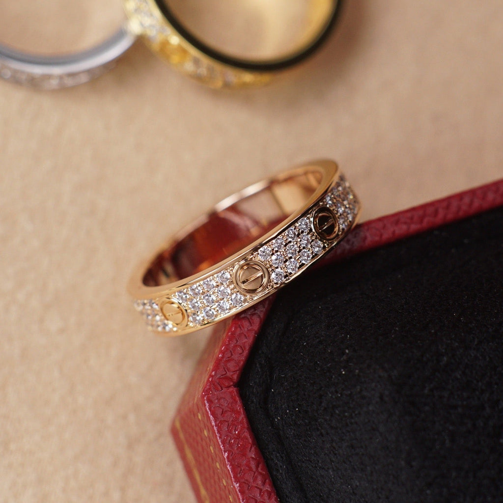 [LUXE JEWELRY] LOVE RING 4.0MM DIAMOND PAVED