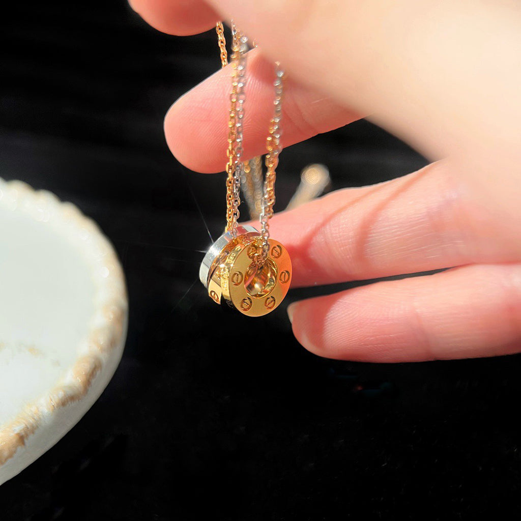[LUXE JEWELRY] LOVE 6 DIAMOND PENDANT NECKLACE
