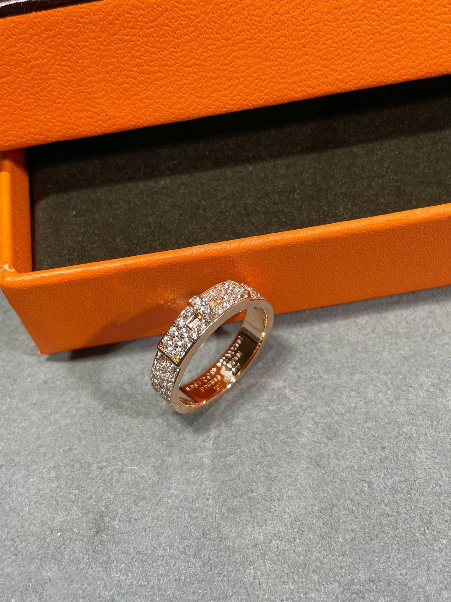 [LUXE JEWELRY]KELLY PINK GOLD DIAMOND RING