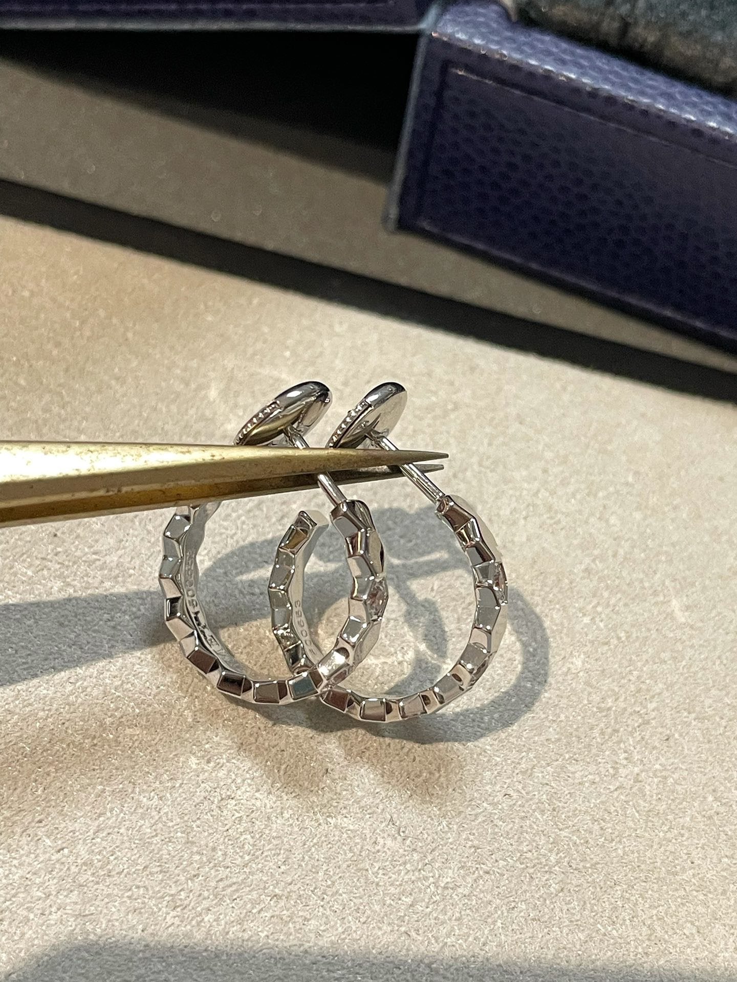 [LUXE JEWELRY]Hollow Design Four-Leaf Clover Flower Shape Ring