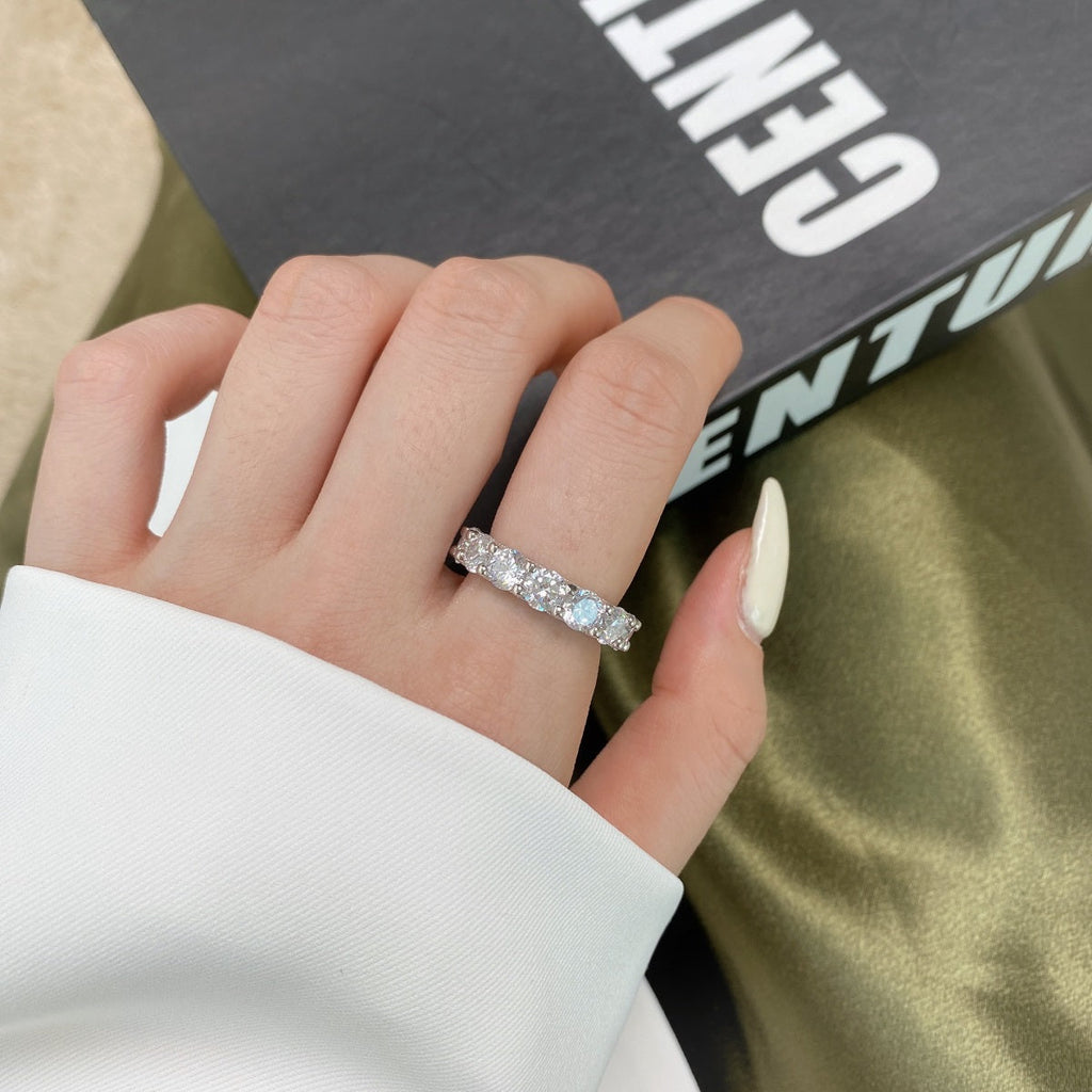 [LUXE]ゴージャスなラウンドカットテニスリング