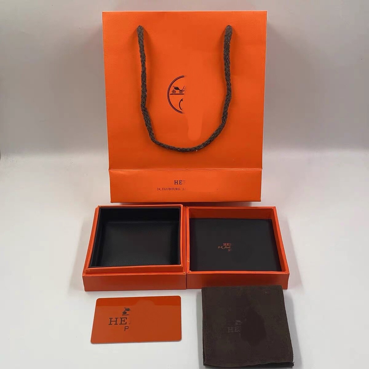 [LUXE] HM  BOX GIFT BAG