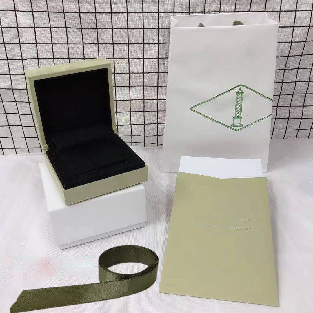 [LUXE] VA CLOVER BOX GIFT BAG